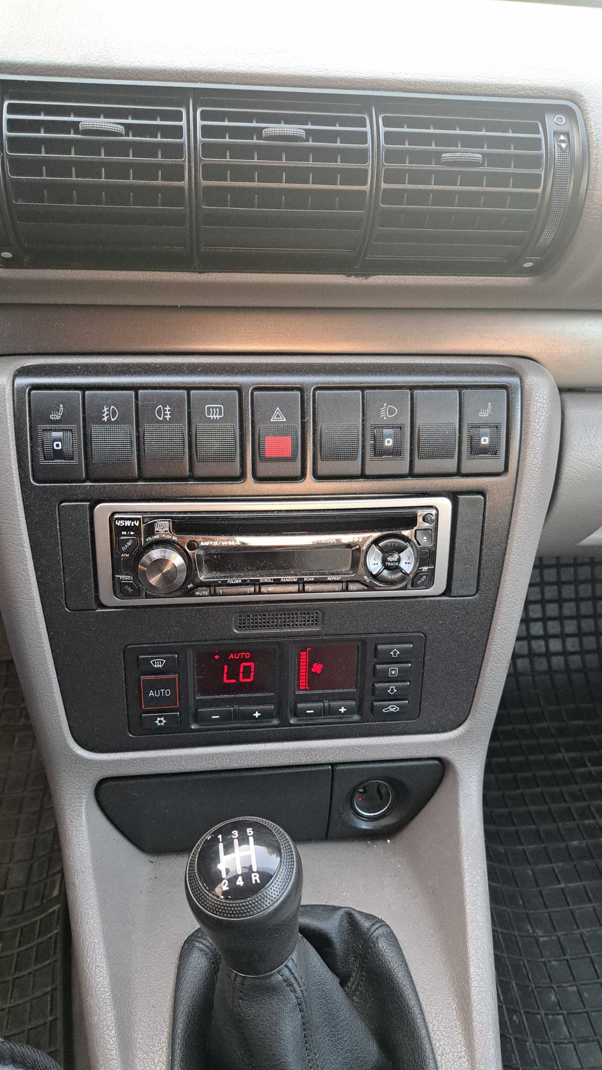Radio samochodowe Panasonic CD