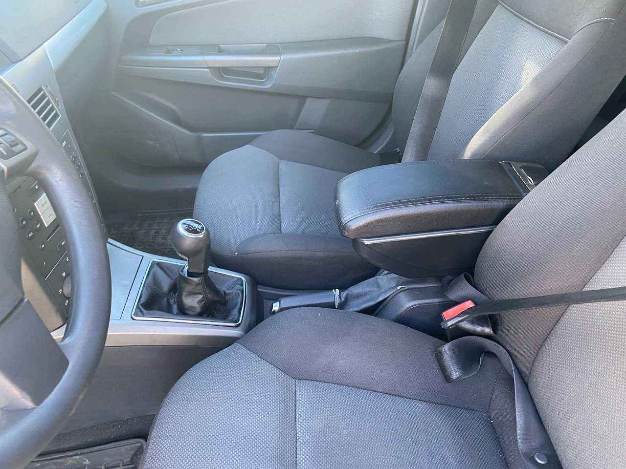 OPEL ASTRA H 1.9 CDTI   Опель Астра универсал