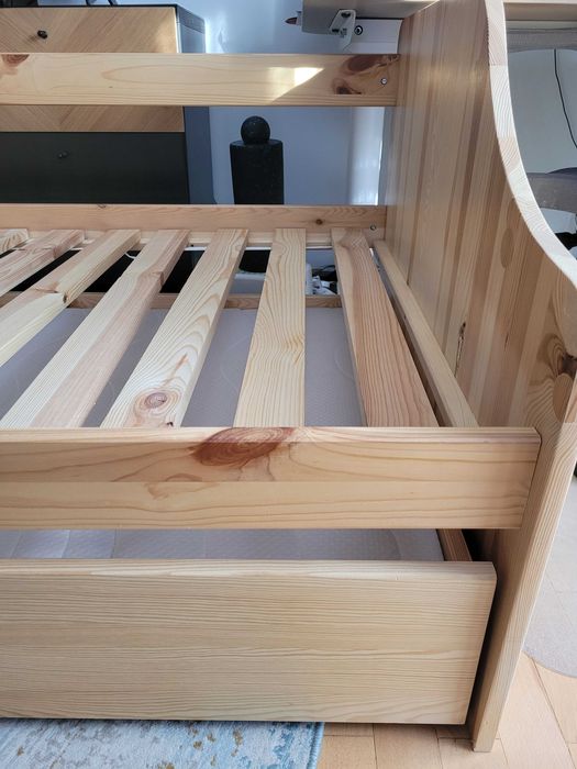 Łóżko podwójne 90x200 z wysuwanym dolnym spaniem 80x190