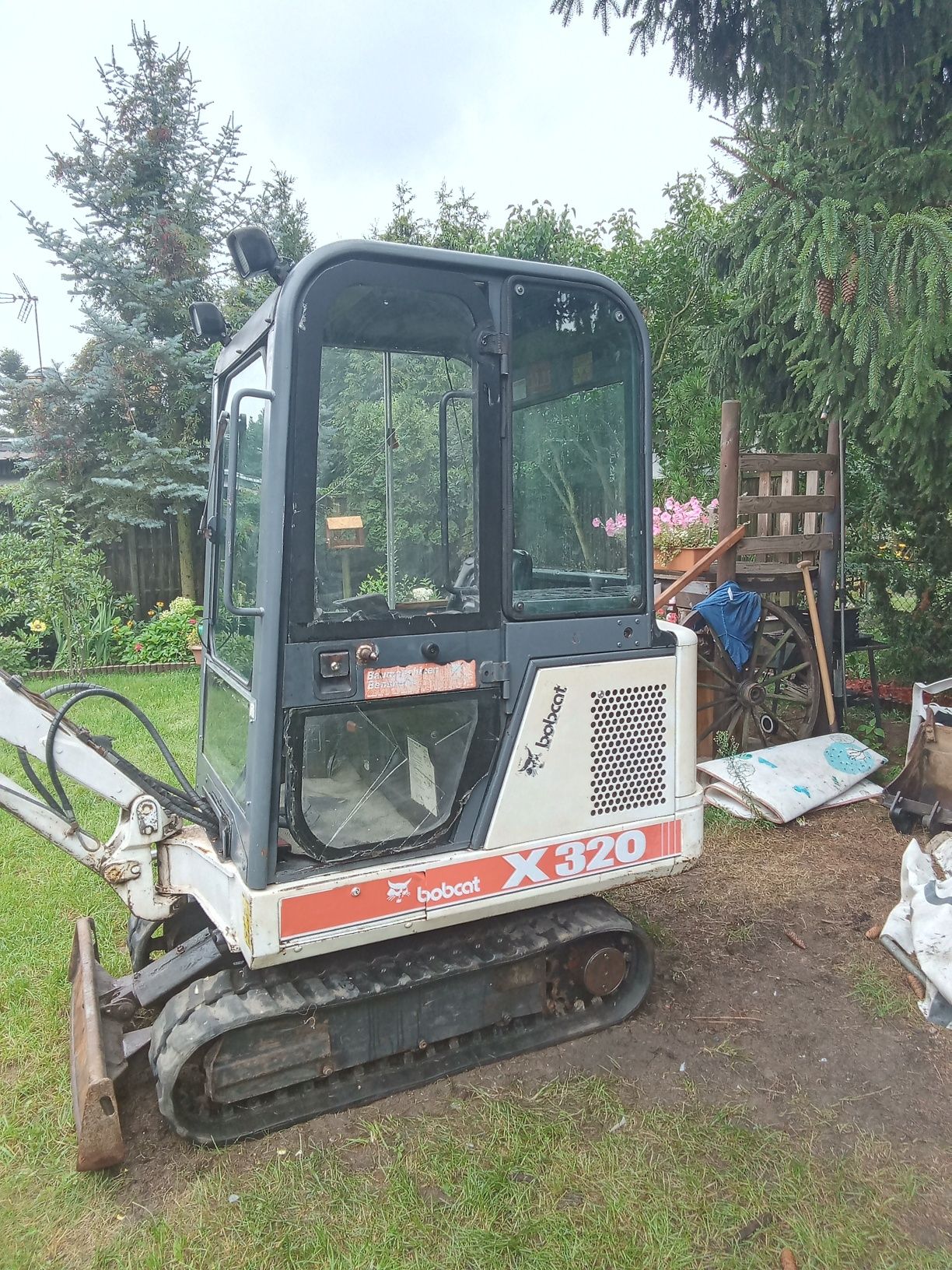 Mini koparka bobcatx320