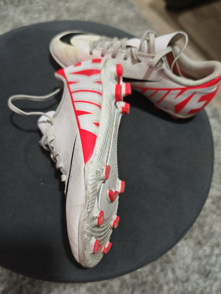 Nike Mercurial N°32