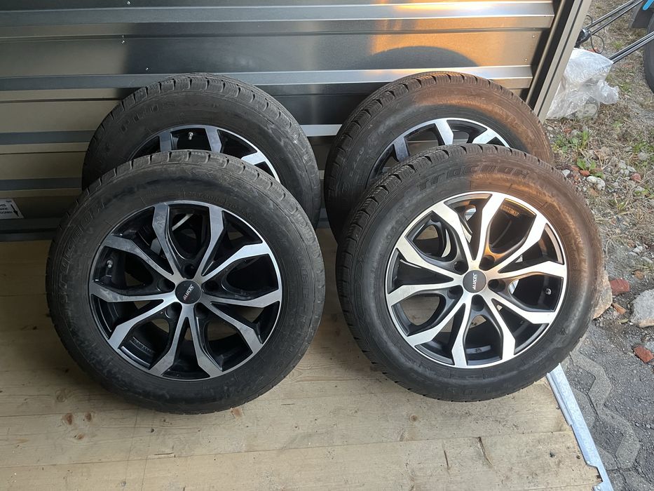 Kia Sorento 235/60/18 Комплект Дисків Шини колеса R18 Зима
