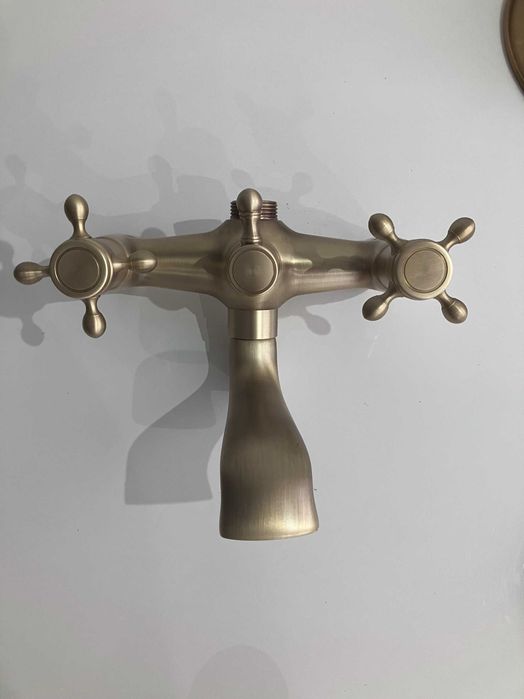 Zestaw prysznicowy natynkowy CHDE retro mosiądz