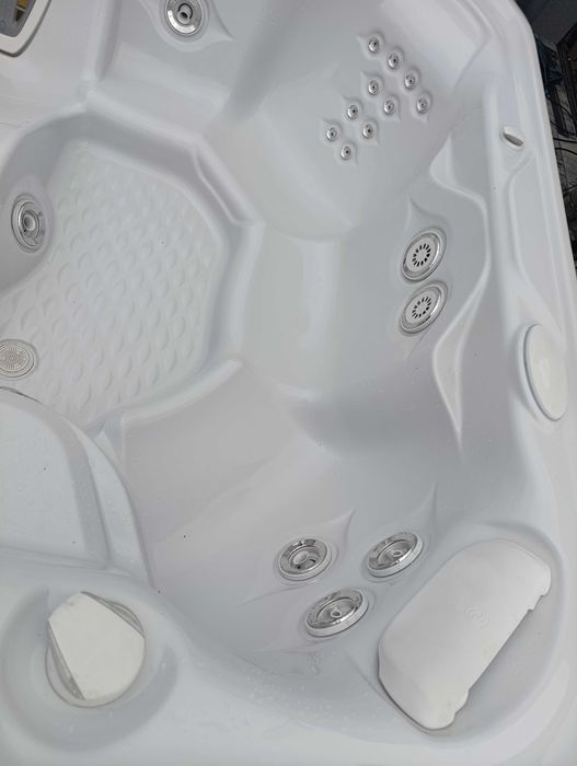 Spa hot tub jacuzzi balia Bania Hot spring