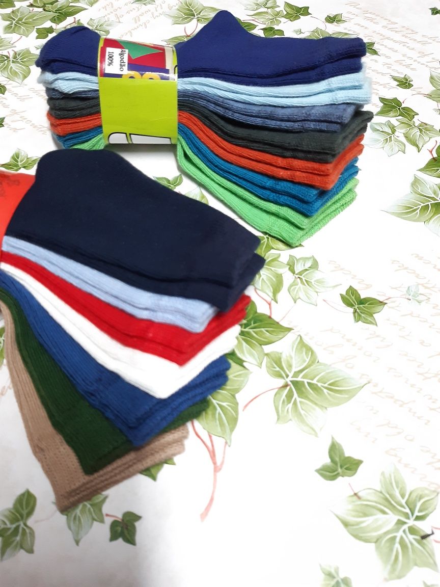 14 pares de meias em algodão para bebé