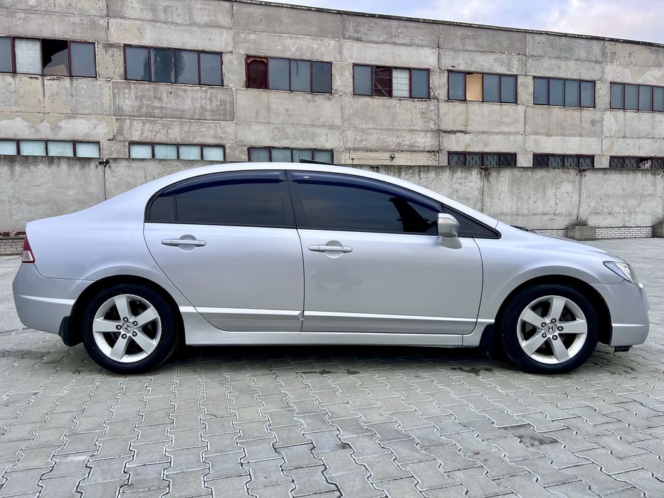 Honda Civic АВТОМАТ 1.8 ГАЗ/Бензин