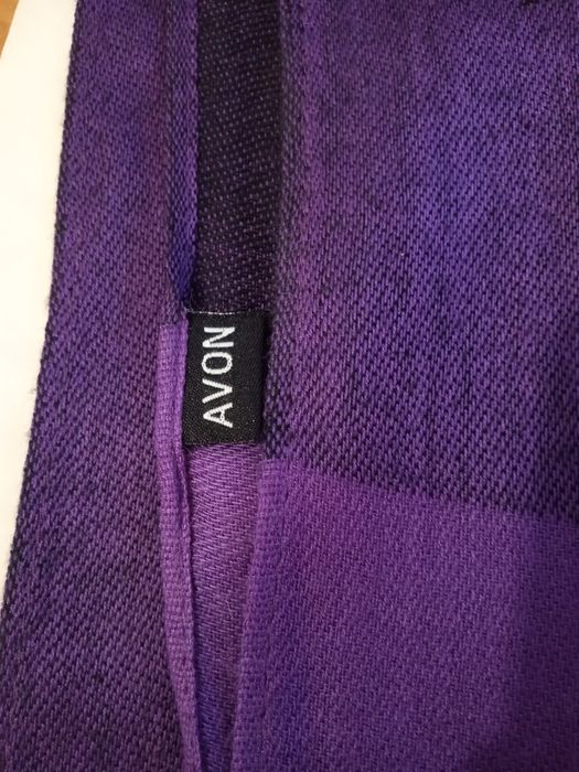 Fioletowy Szal Avon dł. 176 cm