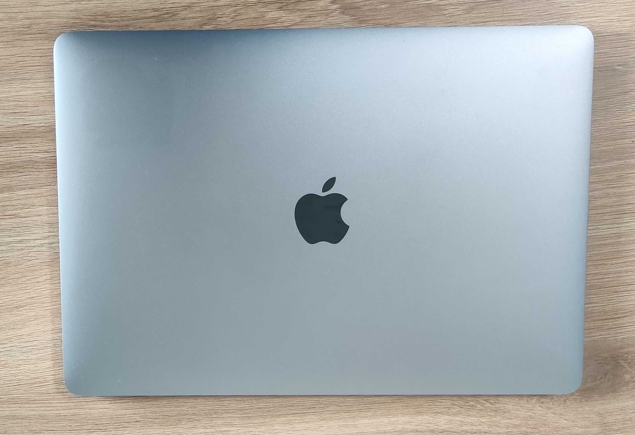MacBook Pro 13 M1 16 GB Ram 256 SSD [2020]