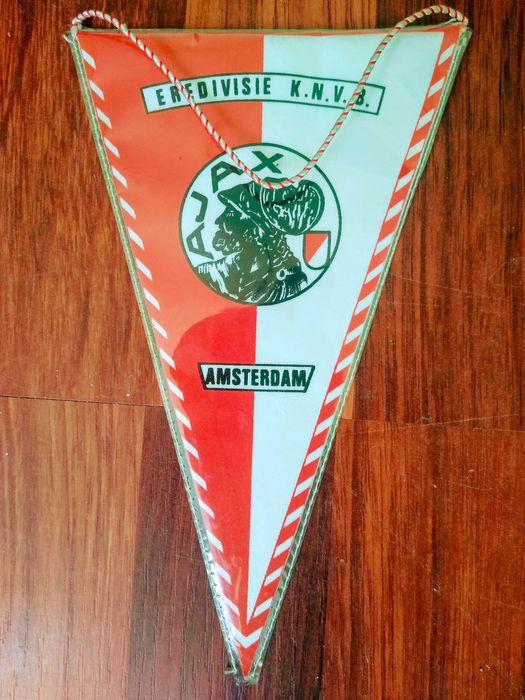 Proporczyk Klub piłkarski AJAX Amsterdam 21,5 cm 13 cm