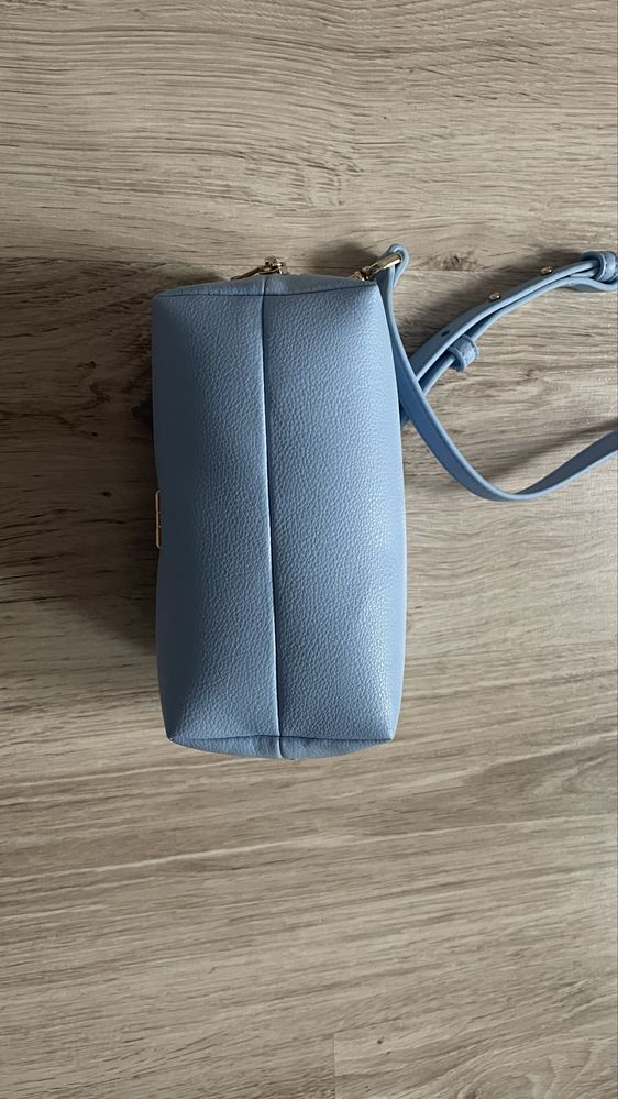 Błękitna torebka Tommy Hilfiger