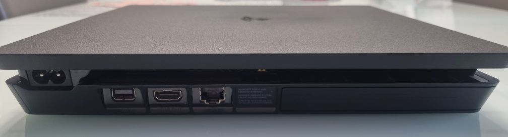 Konsola ps4 slim 1tb pamięci, oferta z grami ( 2 szt) w cenie 770 zł
