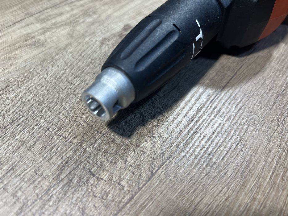 Шуруповерт по гіпсокартону hilti