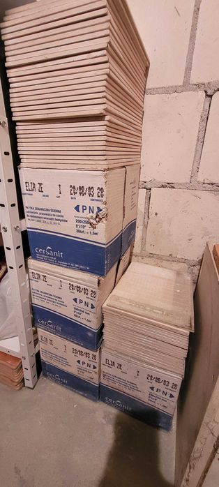Kafelki płytki ceramiczne cana za całość ok. 10 m2