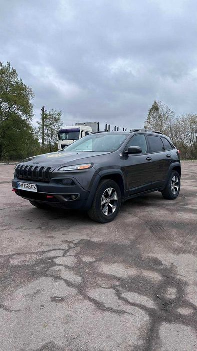 Продам Jeep Cherokee 2017