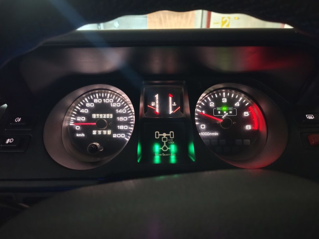 Pajero 2.8 diesel, tudo averbado