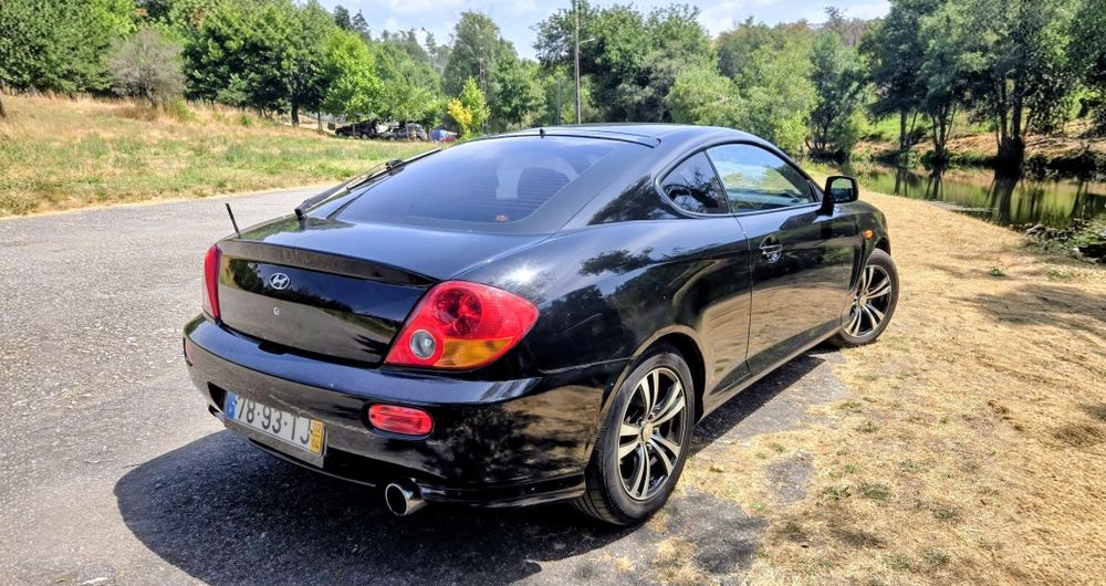 Hyudai Coupé 1,6 FX 105CV em muito bom estado.
