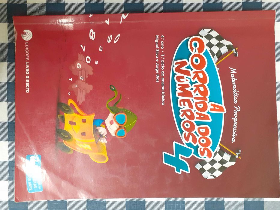 Project Challenges: (Santillana) - 9 Books - 4th Grade64586201483777123