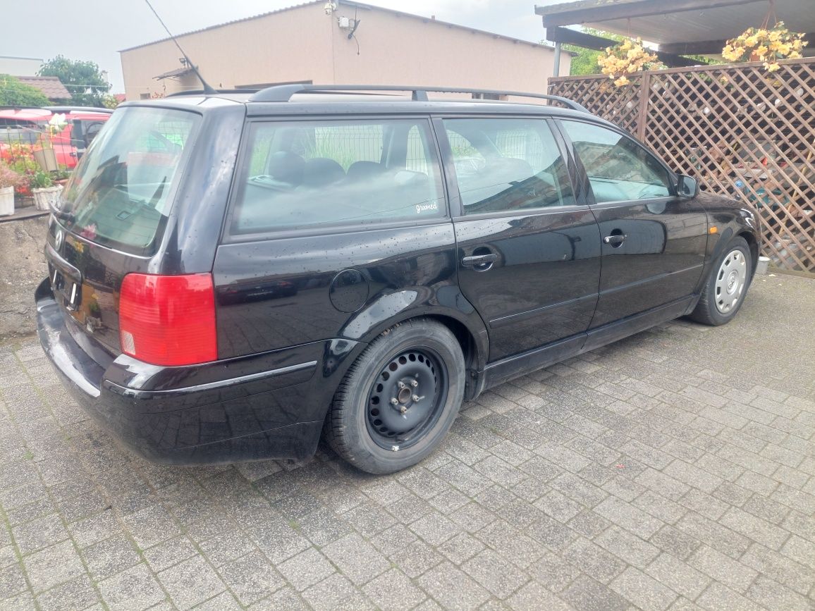 Volkswagen Passat B5 1.9TDi 130KM AVF 6 biegow  Gwintowane zawieszenie