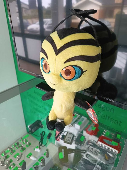 Novidade:Peluche Pollen Miraculous Ladybug 29cm