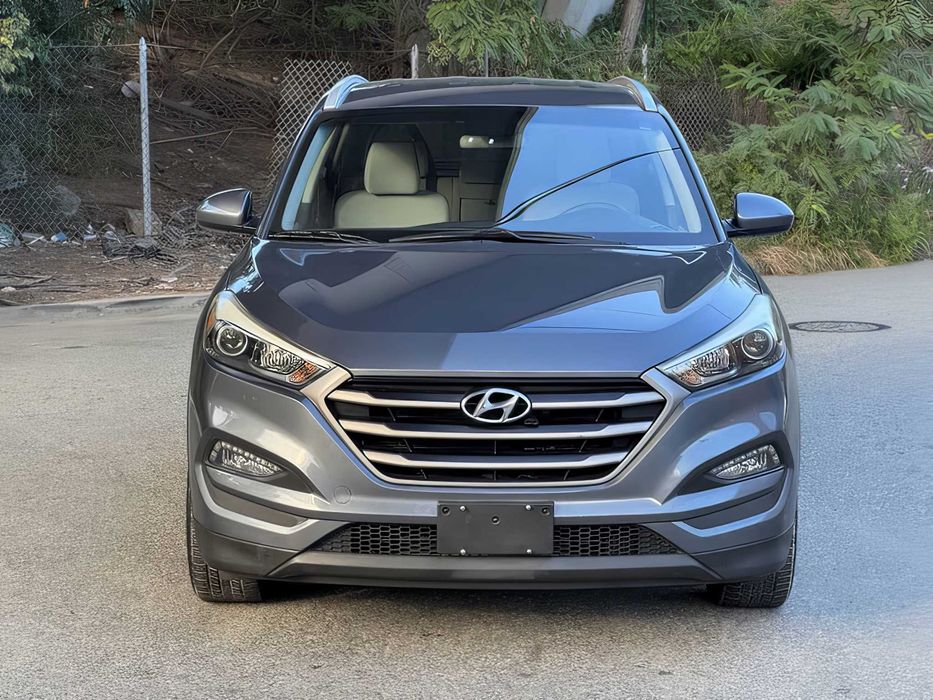 Hyundai Tucson      2016
