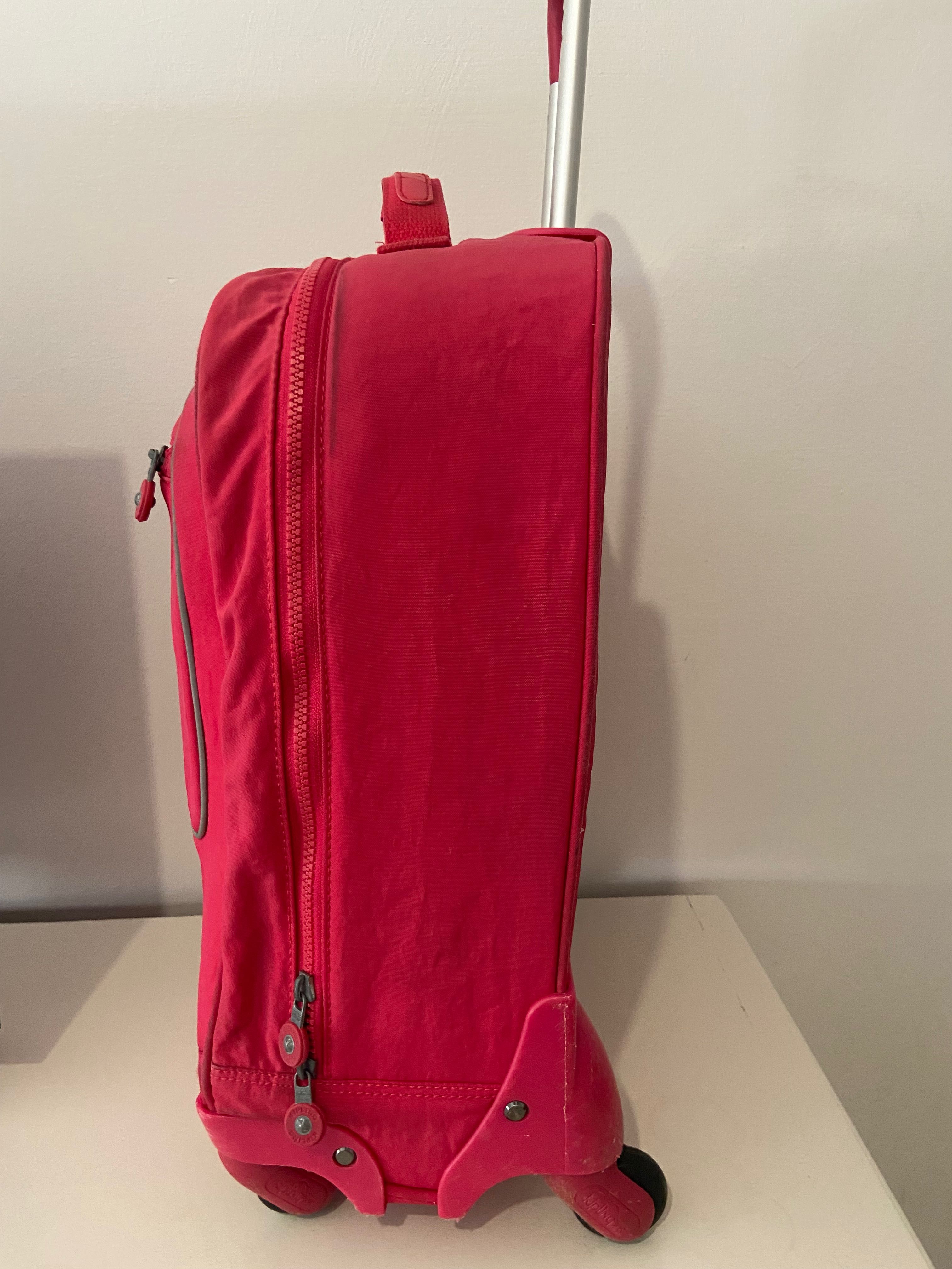 Mochila Kipling Pink com rodinhas