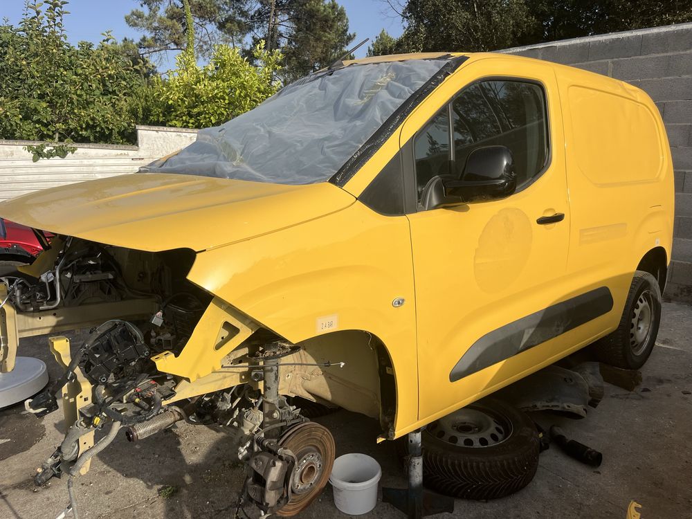 Berlingo 2023 para pecas