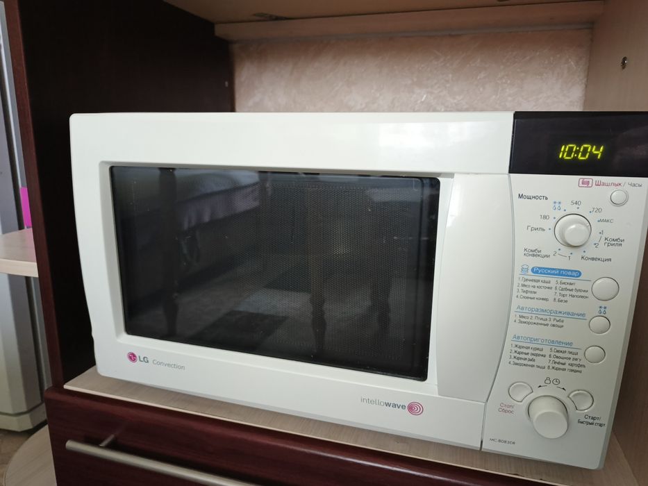Продам СВЧ мікрохвильову піч LG з грилем