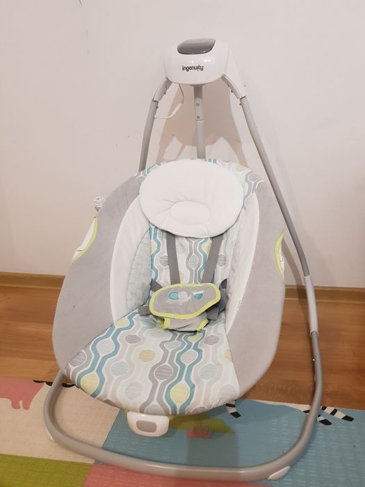 Leżaczek bujaczek huśtawka