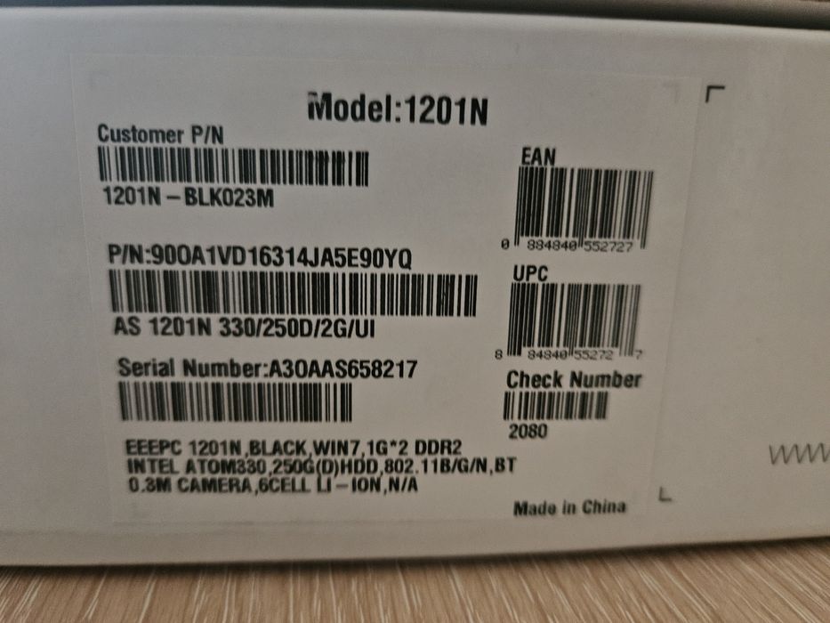 Mały laptop 12' Asus Eee PC 1201N stan doskonały