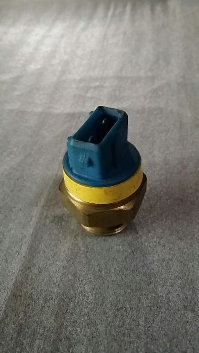 Opel - válvula temperatura