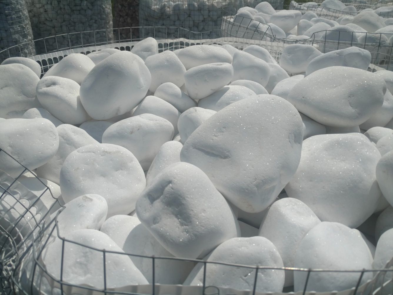 Żwir Kwarcowy hurt 25 ton Kora Kamienna grys gres granitowy biały