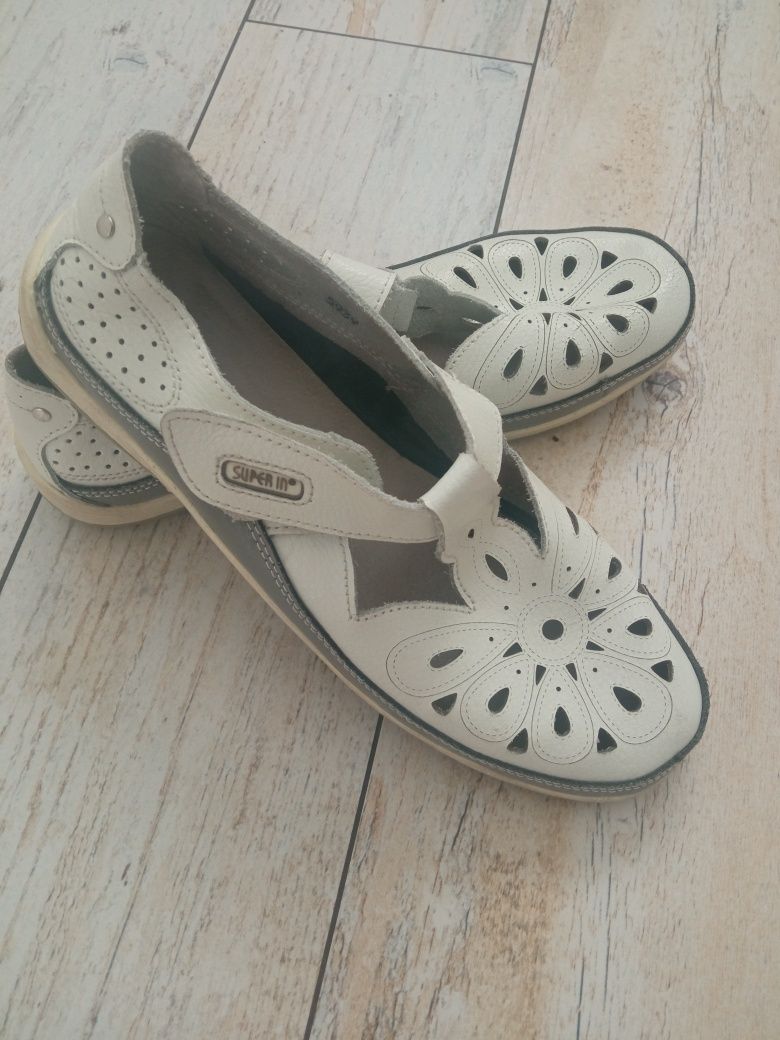 Buty skórzane 39 bardzo wygodne