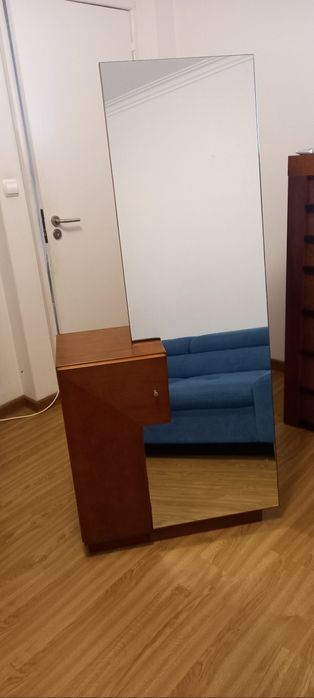 Espelho/móvel (2 em 1)