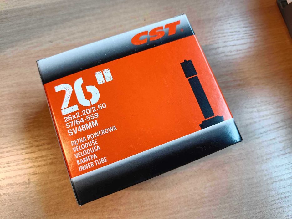 Dętka rowerowa CST 26 x 2.20/2.50 szeroka wentyl samochodowy AV 48 mm