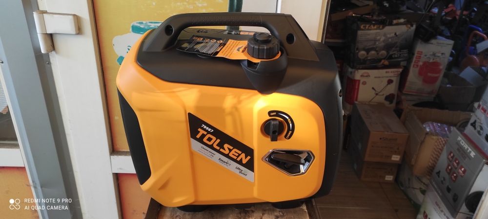 Новий інвентарний генератор 2.4 кВт