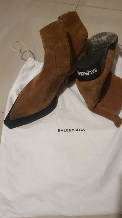 Kowbojki balenciaga