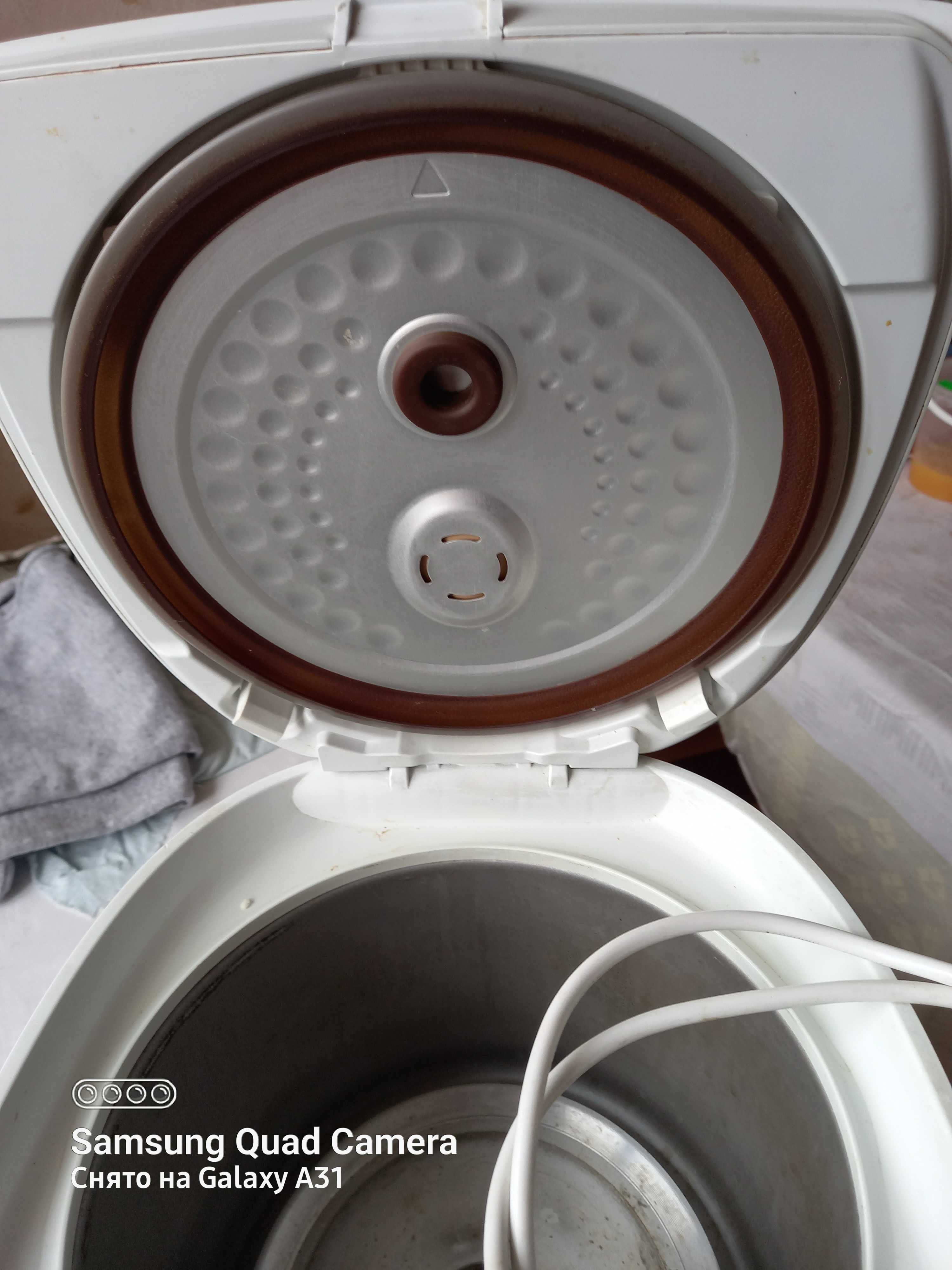 Мультиварка Philips HD3077/40