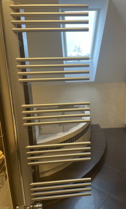 Grzejnik enix kolor srebrny