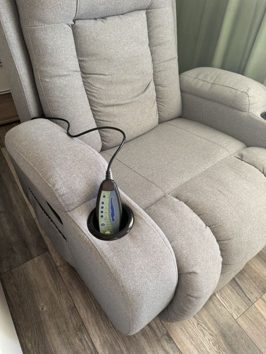 Кресло раскладное с вибрацией