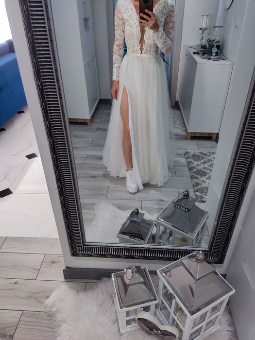 Suknia ślubna koronka