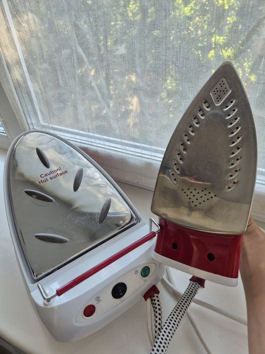 Праска з парогенератором ELECTROLUX EDBS 2300