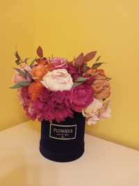 Flowerbox,box z sztucznymi kwiatami