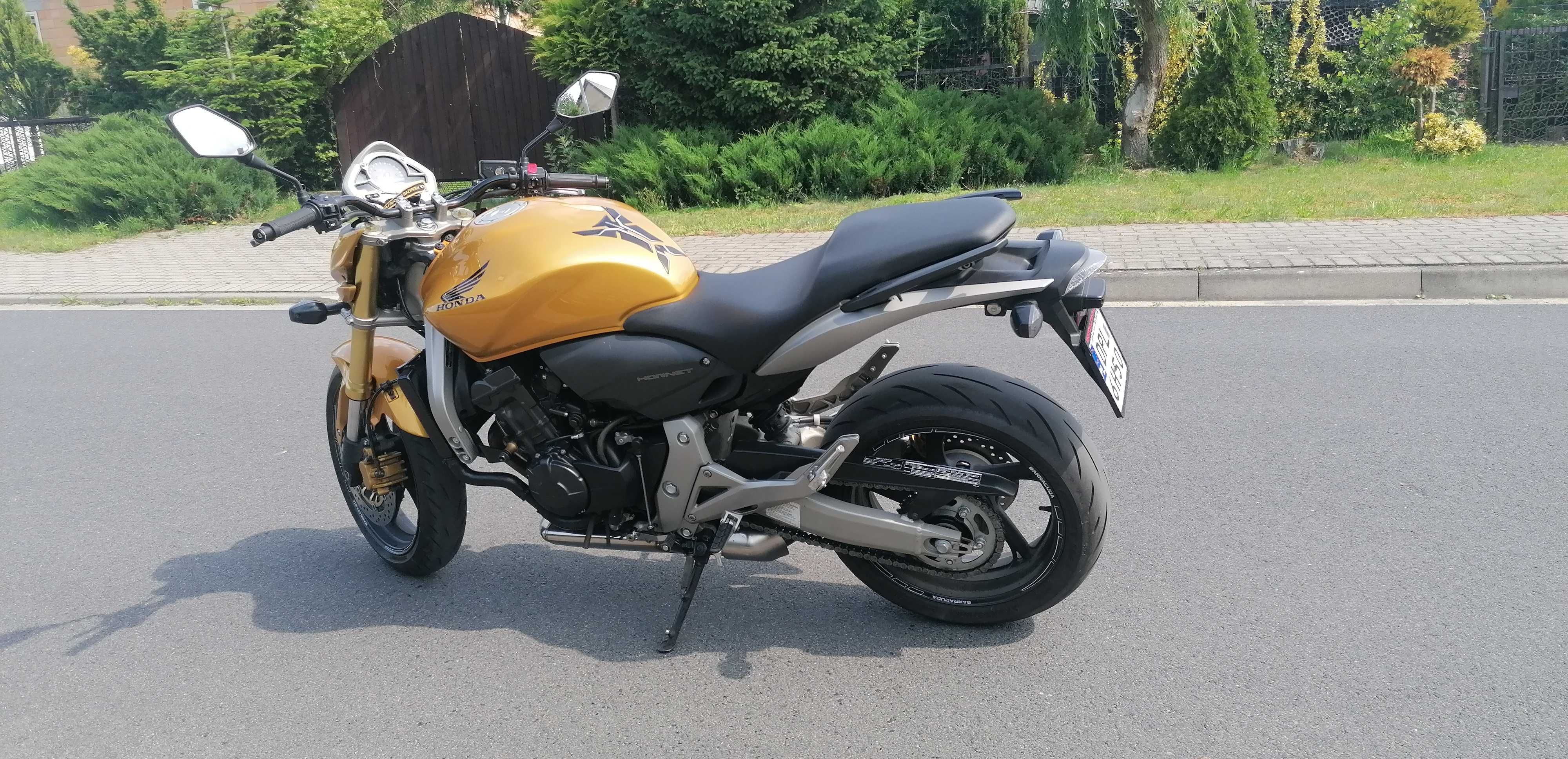 Honda Hornet pc41