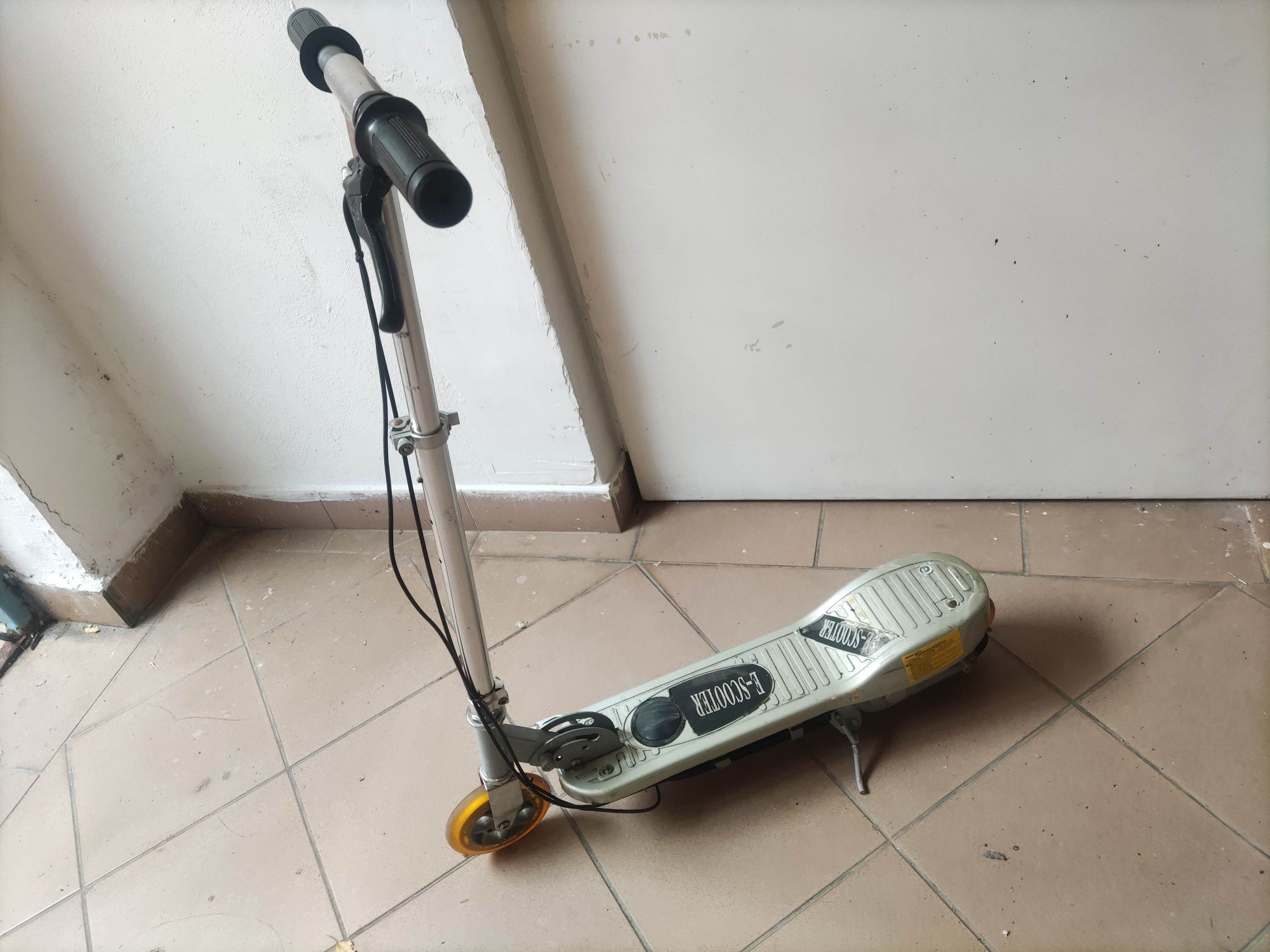 Hulajnoga elektryczna E-Scooter