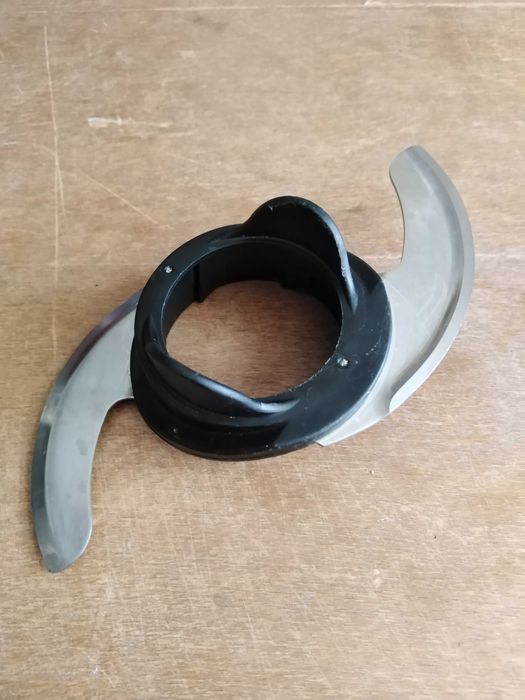 Нож,нiж для блендера Philips HR1377.