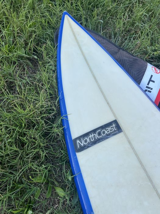 Prancha de surf 5’11 northcoast