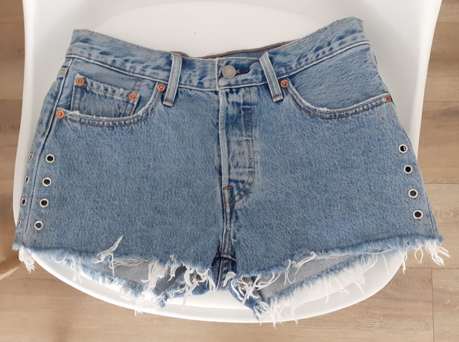 Calções LEVI'S tamanho W27