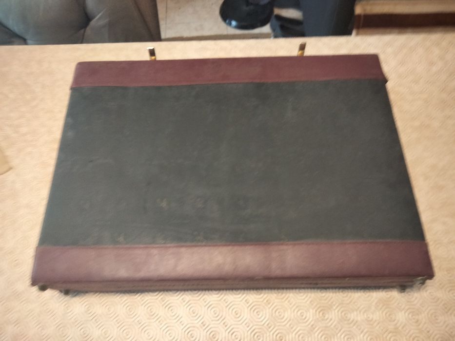 Vendo faqueiro novo urgência