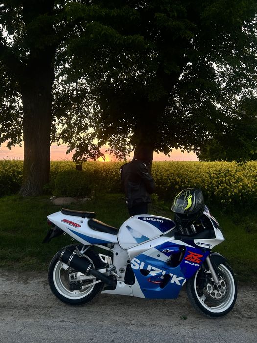 Suzuki GSX-R 600 Srad