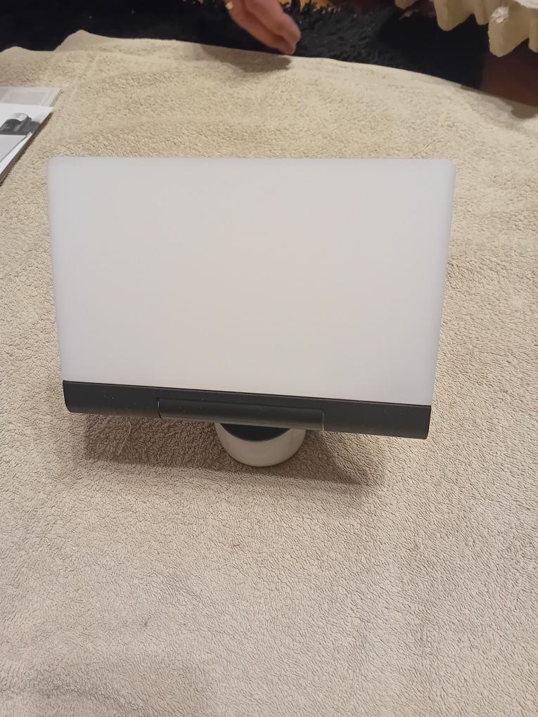 Lampa ledowa z czujnikiem